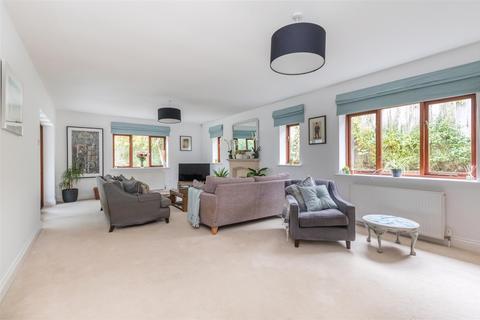 Maylea Ashcombe Lane, Kingston, Lewes, BN7 3JZ