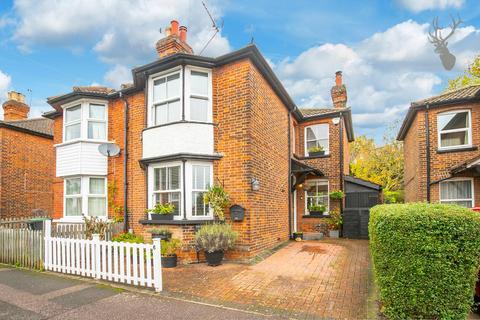 6 Bower Vale, Epping, CM16 7AS