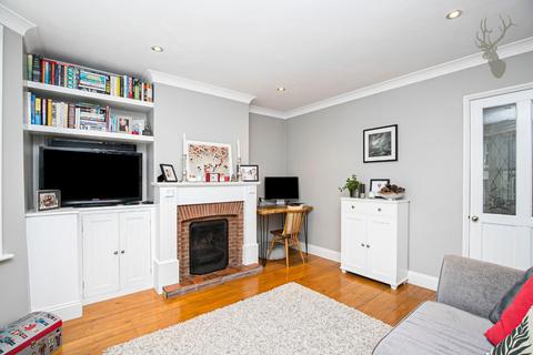 6 Bower Vale, Epping, CM16 7AS