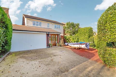 93 Bishopsteignton, Shoeburyness, Southend-on-sea, SS3 8AF
