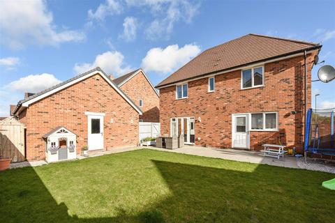 5 Bobbin Road, Andover, SP11 6WU