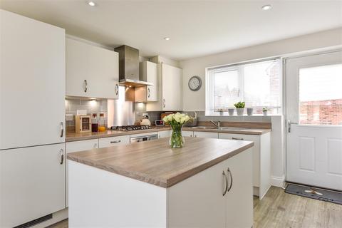 5 Bobbin Road, Andover, SP11 6WU