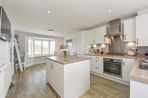 5 Bobbin Road, Andover, SP11 6WU