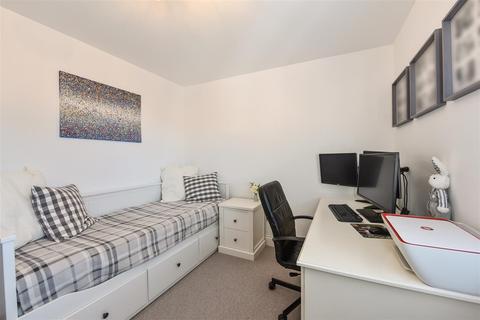 5 Bobbin Road, Andover, SP11 6WU