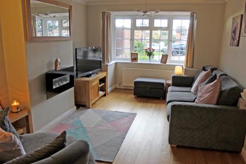 109 Broadlee, Wilnecote, Tamworth, B77 4PG