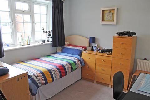 109 Broadlee, Wilnecote, Tamworth, B77 4PG