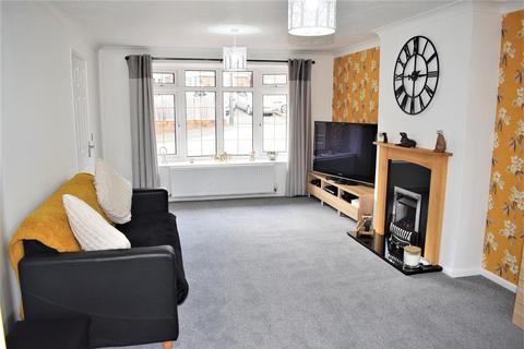 67 Bettina Close, Nuneaton, CV10 9EX