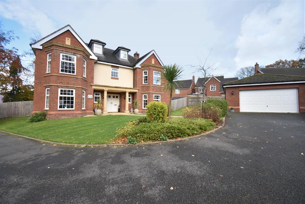 31 Donnerville Gardens, Admaston... 6 bed detached house £800,000