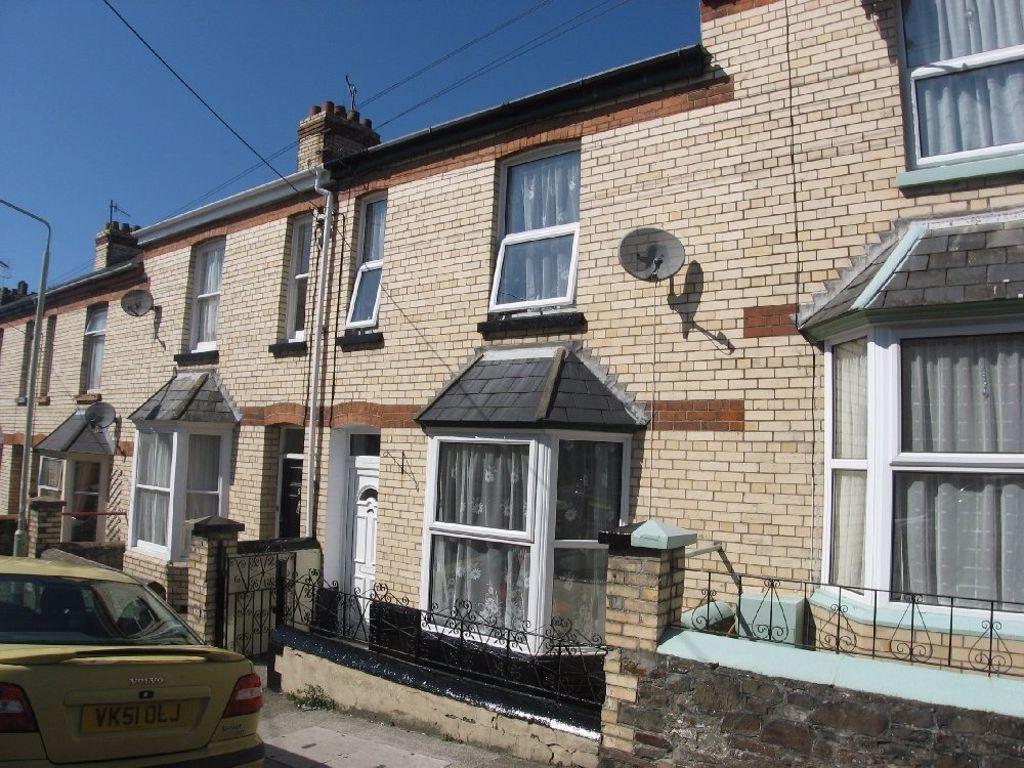 Clifton Street, Bideford, Devon 2 bed house £595 pcm (£137 pw)