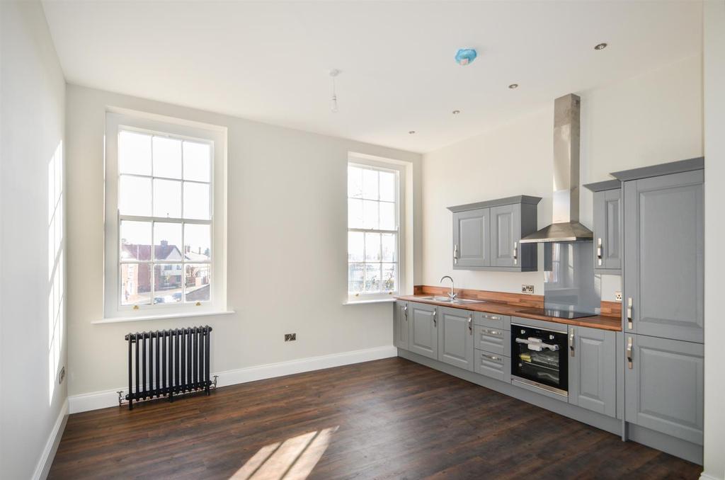 Kitchen / Living Area