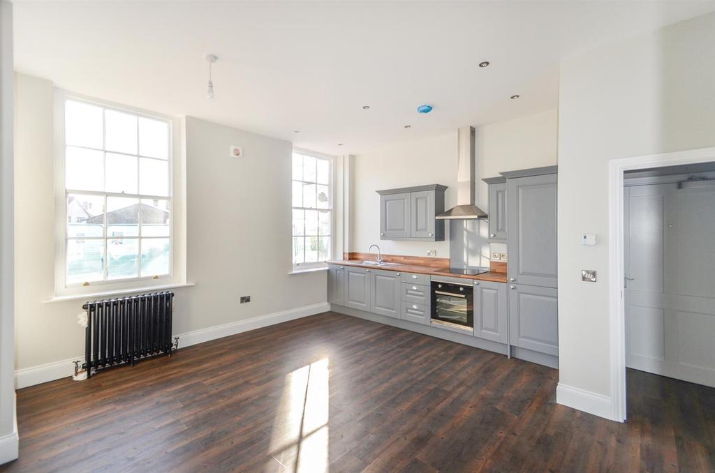 Kitchen / Living Room