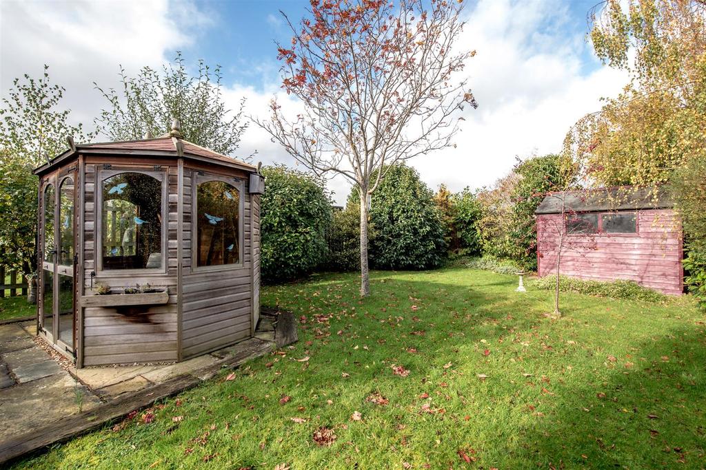 Tamar Avenue, Taunton 3 bed detached house £389,950
