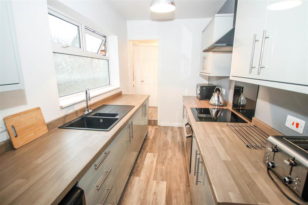 Gordon Street, Burslem, StokeOnTrent 2 bed terraced house £79,950