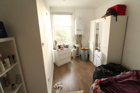 1 bedroom flat to rent, Chestnut Lodge, Woodford Green, IG8