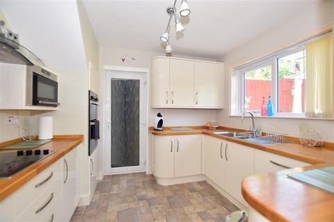76 Fleet Road, Rochester, ME1 2PX