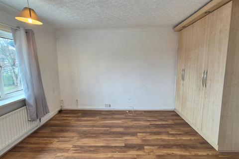 3 bedroom flat to rent, Parsonage Drive, Cofton Hackett, Birmingham