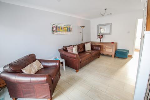 2 Argosy Close, Warsash, Southampton, SO31 9BN