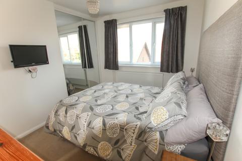 2 Argosy Close, Warsash, Southampton, SO31 9BN