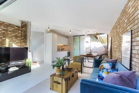 2a Lindley Road, London, E10 6QT