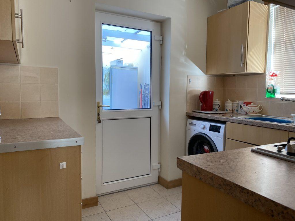 34 Greenacres Way Newport TF10 7PH 2 bed semidetached bungalow £695