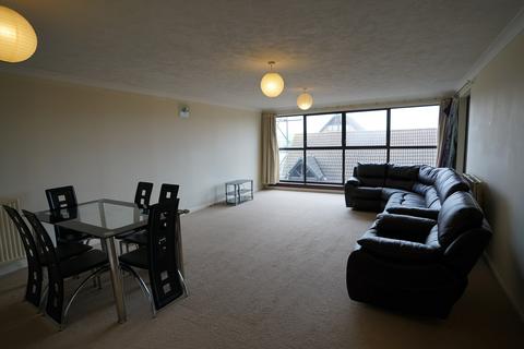 2 bedroom apartment to rent, Sealand Court, Esplanade, Rochester, Kent, ME1