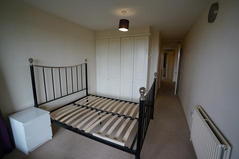 2 bedroom apartment to rent, Sealand Court, Esplanade, Rochester, Kent, ME1