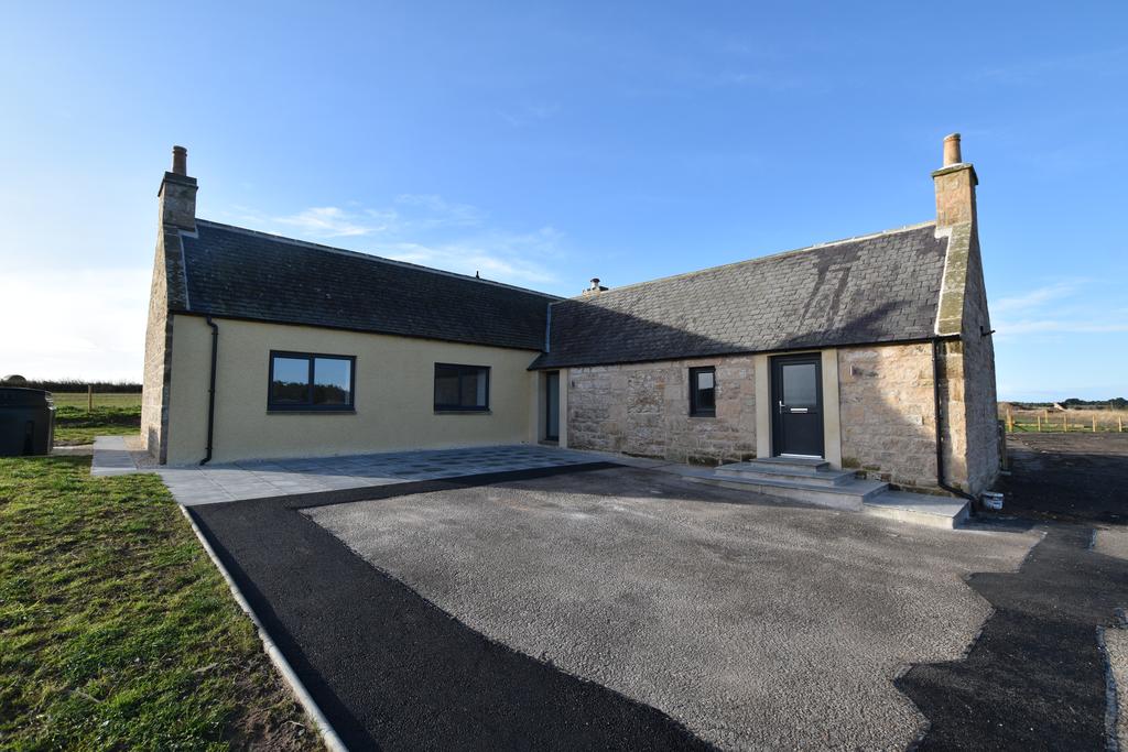 Wester Buthill Farmhouse, Roseisle 3 bed detached bungalow £240,000