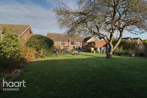 17 Columbia Close, Kesgrave, Ipswich, IP5 1EY