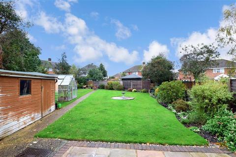 33 Almond Close, Havant, PO9 3LP