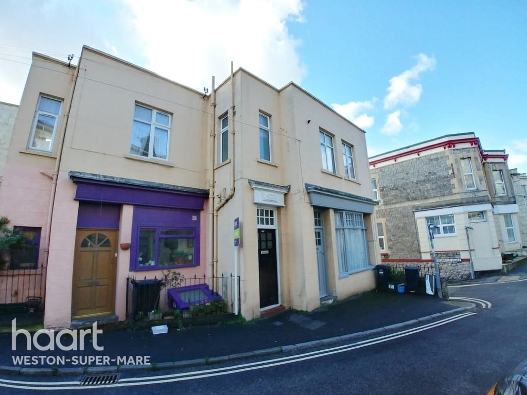 Upper Church Road, WestonSuperMare 2 bed apartment £115,000
