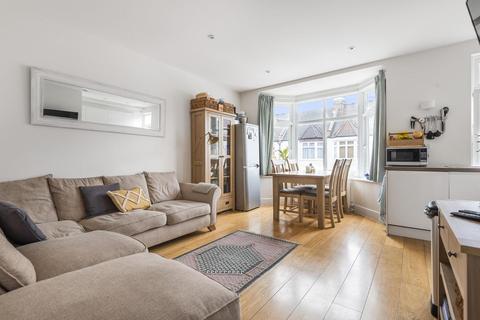 Flat 1, 2a Caithness Road, Mitcham, CR4 2EU