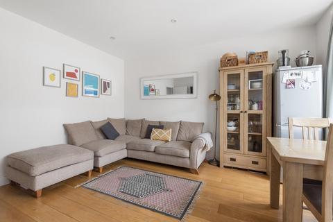 Flat 1, 2a Caithness Road, Mitcham, CR4 2EU