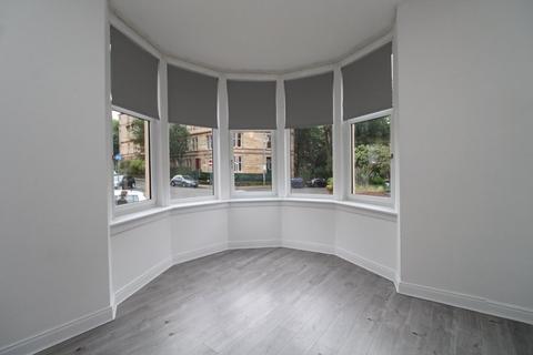 3 bedroom flat to rent, West Princes Street, Glasgow G4