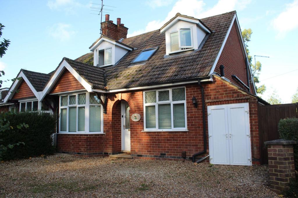 Boughton Lane, Moulton, Northampton NN3 7RN 4 bed semidetached house