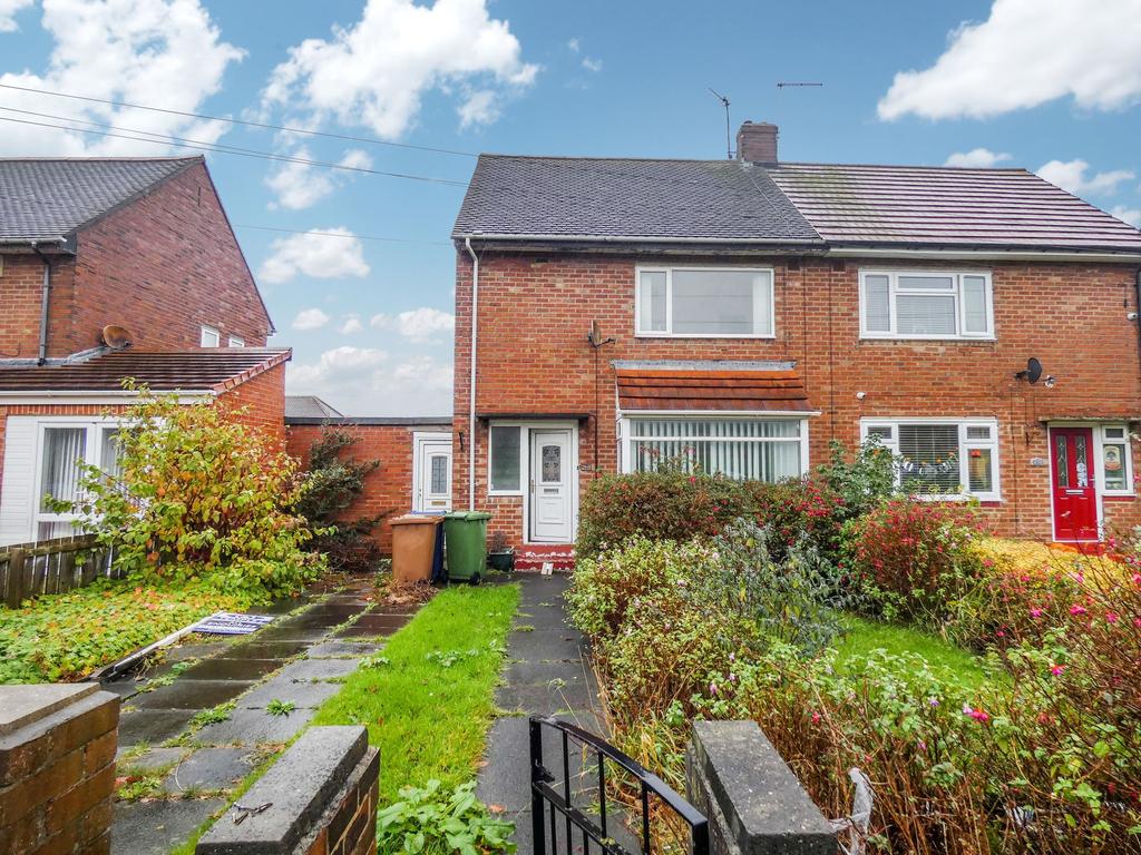 Leechmere Road, Sunderland, Tyne and... 2 bed semidetached house £