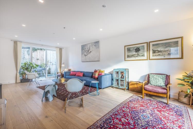 Marwood Square, Muswell Hill, N10 5 bed house - £6,500 pcm (£1,500 pw)