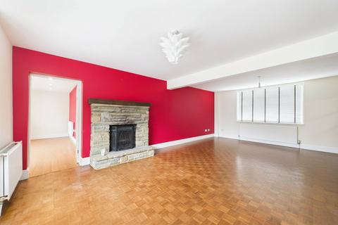 undefined, Wokingham Road, Earley, Reading, Berkshire, RG6