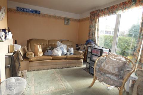 10 Frethern Close, Burford, OX18 4NT