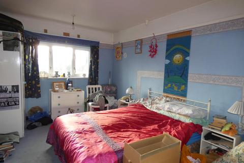 10 Frethern Close, Burford, OX18 4NT