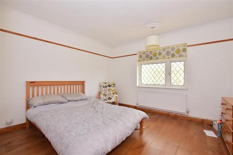 29 Churchill Terrace, London, E4 8BZ