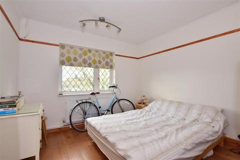 29 Churchill Terrace, London, E4 8BZ