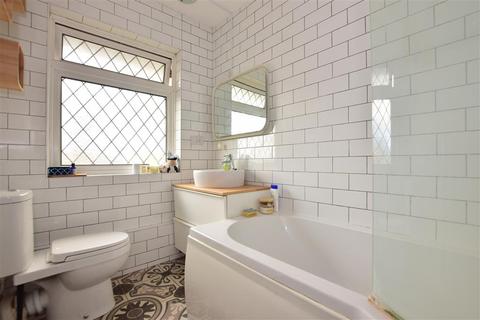 29 Churchill Terrace, London, E4 8BZ