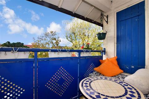 29 Churchill Terrace, London, E4 8BZ