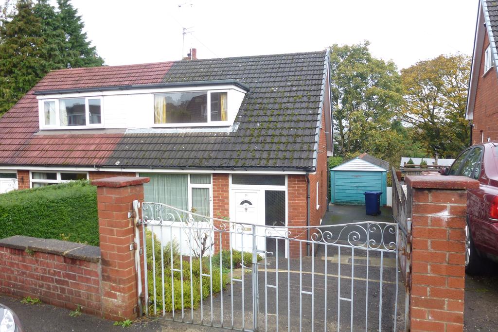 Regent Road, Walton le Dale, Leyland PR5 3 bed semidetached house £