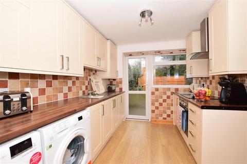 31 Berwick Road, Welling, DA16 1QU