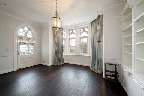 5 bedroom townhouse for sale, Virginia Water