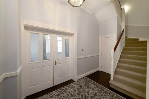 5 bedroom townhouse for sale, Virginia Water