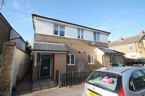 1b Dudley Road, Ashford, TW15 2LE