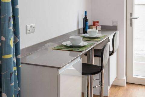 1 bedroom apartment to rent, Norfolk Court