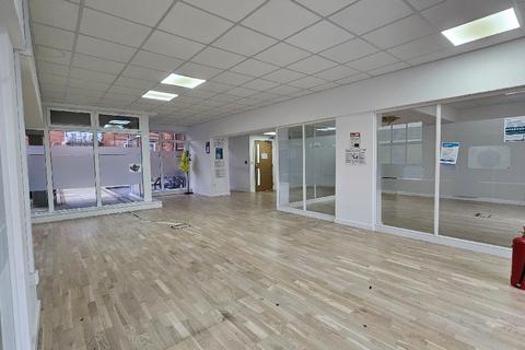 Office to rent - Enfield Road, London, Haggerston